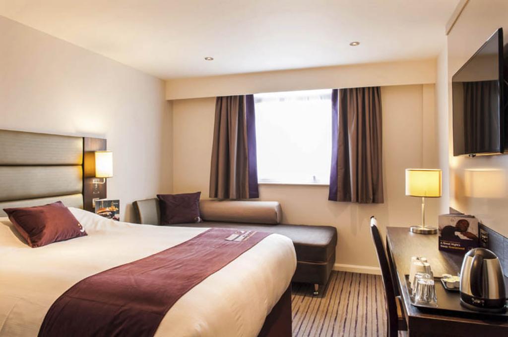 Premier Inn Birmingham City Centre Bridge Street Bagian luar foto