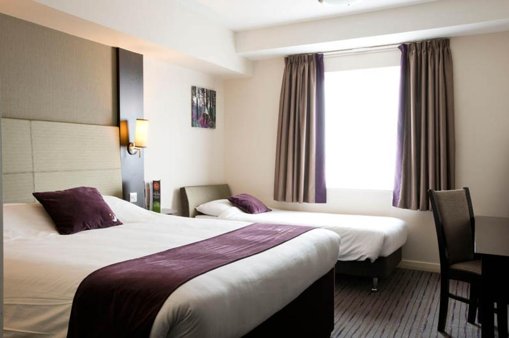 Premier Inn Birmingham City Centre Bridge Street Bagian luar foto