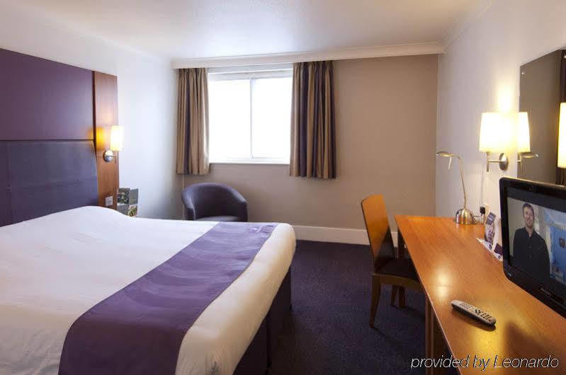 Premier Inn Birmingham City Centre Bridge Street Bagian luar foto