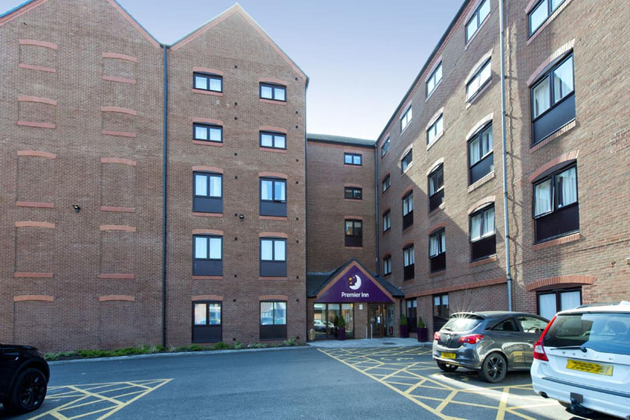 Premier Inn Birmingham City Centre Bridge Street Bagian luar foto